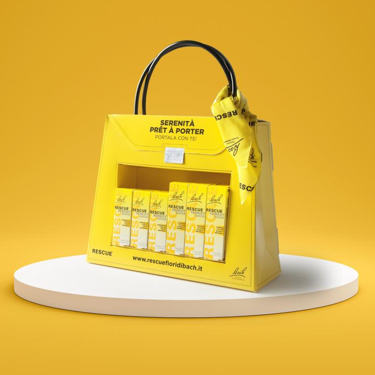 L'espositore-borsetta realizzato per Rescue Remedy