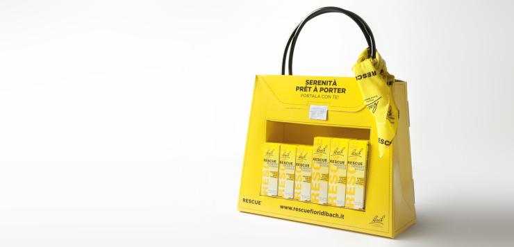 copiaincolla firma l'espositore creativo a forma di borsetta per Rescue Remedy
