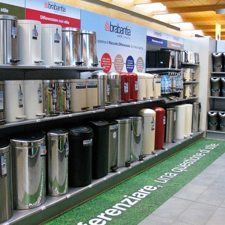 Brabantia allestimento campagna in-store raccolta differenziata - copiaincolla