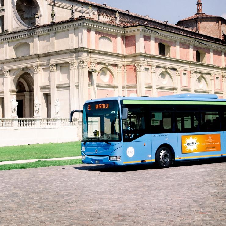 Casa del Sole onlus allestimento autobus